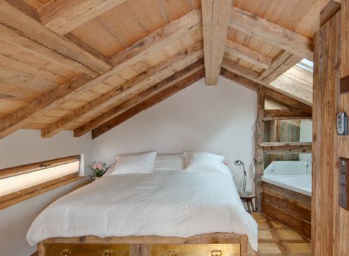 Chalet Zermatt - Chalet Schatzchischta Schlafzimmer mit Eckbadewanne